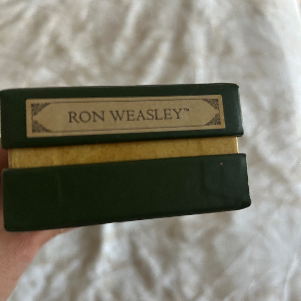 Harry Potter- Ron Weasley’s wand